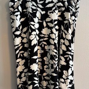 White House Black Market Monochrome floral